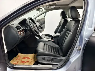 Volkswagen Passat 2011, 250000 км, за 2163 USD - фото 11
