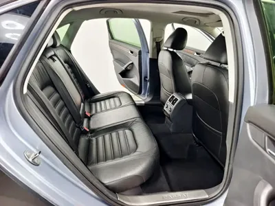 Volkswagen Passat 2011, 250000 км, за 2163 USD - фото 16