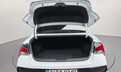 Hyundai Avante 2025, 2193 км, за 10353.58 USD - фото 20