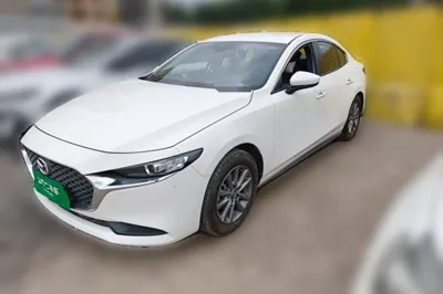 Mazda Mazda 3 Axela · 2023 год