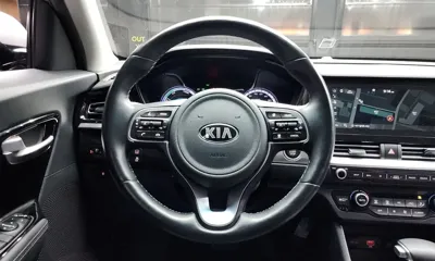 Kia Niro 2020, 31967 км, за 12913.9 USD - фото 13