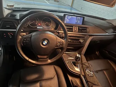 BMW 3-Series · 2012 год