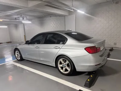 BMW 3-Series 2012, 169000 км, за 3938.56 USD