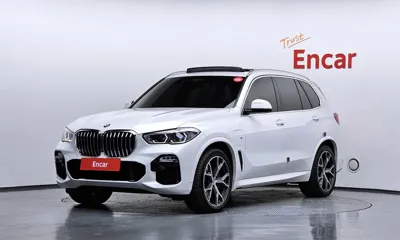 BMW X5 · 2021 год
