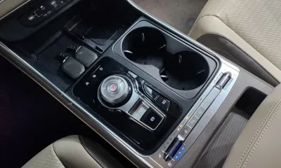 Kia Canival 2025, 20236 км, за 27102.08 USD - фото 9