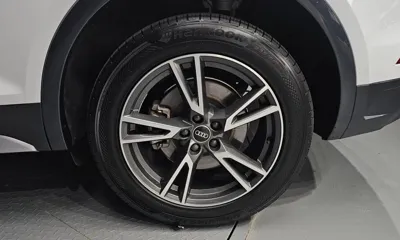 Audi Q5 2021, 123756 км, за 21596.43 USD - фото 21