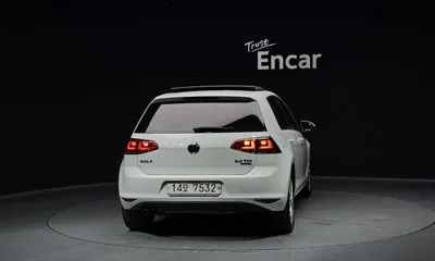 Volkswagen Golf 2014, 105577 км, за 5430.46 USD