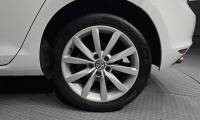 Volkswagen Golf 2014, 105577 км, за 5430.46 USD