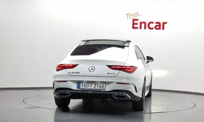 Mercedes-Benz CLA-Class 2021, 10039 км, за 17406.72 USD