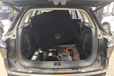 Hongqi HS3 PHEV 2024, 100 км, за 17159 USD - фото 27