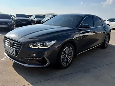 Hyundai Grandeur 2018, 114227 км, за 10437.18 USD
