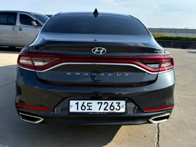 Hyundai Grandeur 2018, 114227 км, за 10437.18 USD