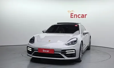 Porsche Panamera 2023, 29524 км, за 88273.66 USD