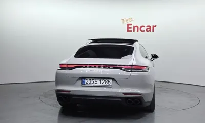 Porsche Panamera 2023, 29524 км, за 88273.66 USD