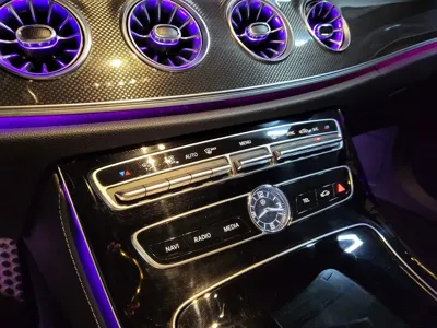 Mercedes-Benz CLS-Class 2020, 64270 км, за 27904.69 USD - фото 9