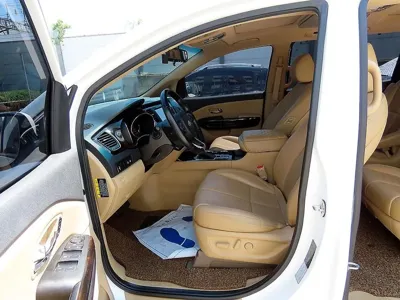 Kia Canival 2019, 166464 км, за 8262.83 USD