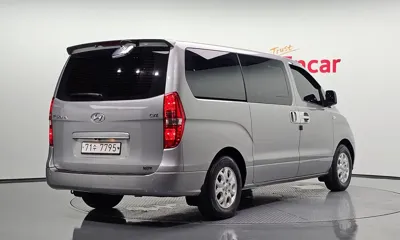Hyundai Starex 2013, 116000 км, за 5185.77 USD