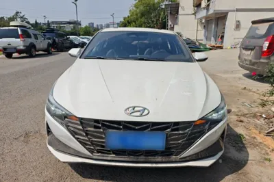 Hyundai Elantra 2022, 30600 км, за 14120 USD