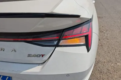 Hyundai Elantra 2022, 30600 км, за 14120 USD - фото 9
