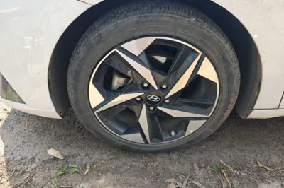 Hyundai Elantra 2022, 30600 км, за 14120 USD - фото 10