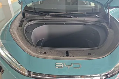 BYD Sealion 05 EV 2025, 10600 км, за 17346 USD