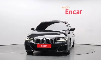 BMW 5-Series 2022, 28855 км, за 25585.38 USD