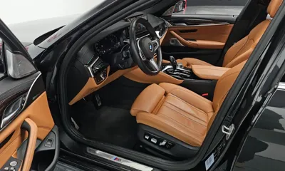 BMW 5-Series 2022, 28855 км, за 25585.38 USD - фото 11