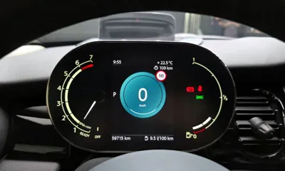 MINI Cooper 2022, 59715 км, за 15601.63 USD - фото 8