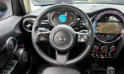 MINI Cooper 2022, 59715 км, за 15601.63 USD - фото 13
