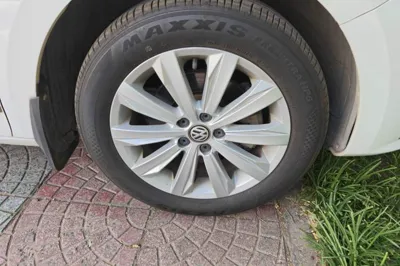 Volkswagen Bora 2016, 129400 км, за 7093 USD