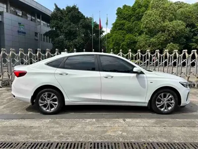 Buick Verano 2024, 34000 км, за 7769.13 USD