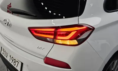 Hyundai i30 2018, 103465 км, за 8074.04 USD - фото 23