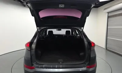 Hyundai Tucson 2018, 121300 км, за 6446.57 USD - фото 20