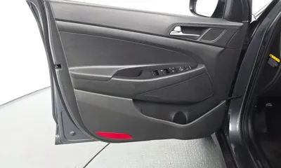 Hyundai Tucson 2018, 121300 км, за 6446.57 USD - фото 24