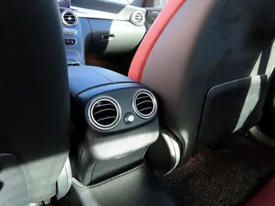 Mercedes-Benz C-Class 2017, 99459 км, за 11105.24 USD - фото 16