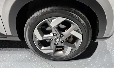 Hyundai Venue 2020, 67845 км, за 10125.82 USD
