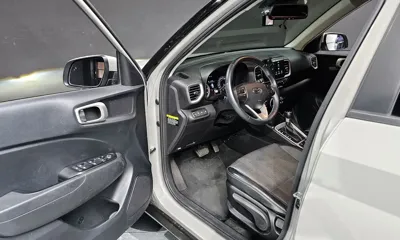 Hyundai Venue 2020, 67845 км, за 10125.82 USD - фото 11