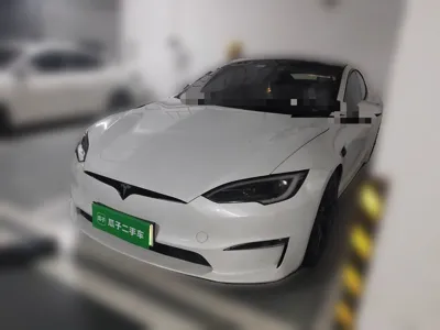 Tesla Model S · 2023 год