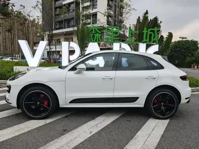 Porsche Macan 2015, 40000 км, за 46909.04 USD