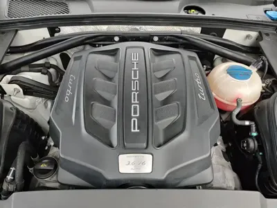Porsche Macan 2015, 40000 км, за 46909.04 USD - фото 18