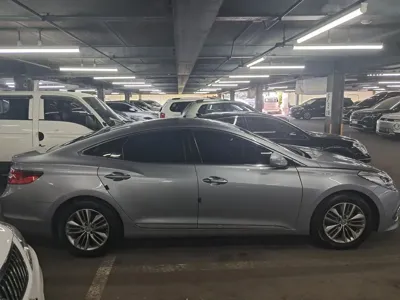 Hyundai Grandeur 2016, 136570 км, за 3835.4 USD - фото 9