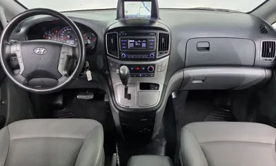 Hyundai Starex 2016, 118004 км, за 6695.7 USD - фото 7