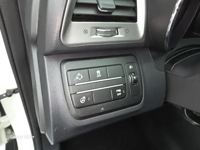 KG_Mobility_Ssangyong TIBOLI 2016, 171000 км, за 2888.28 USD - фото 18
