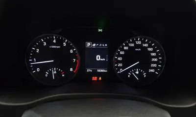 Hyundai Avante 2018, 59360 км, за 8775.92 USD - фото 8