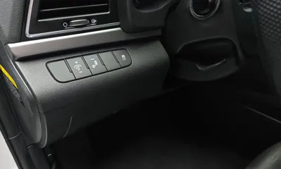 Hyundai Avante 2018, 59360 км, за 8775.92 USD - фото 14