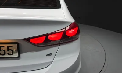 Hyundai Avante 2018, 59360 км, за 8775.92 USD - фото 23