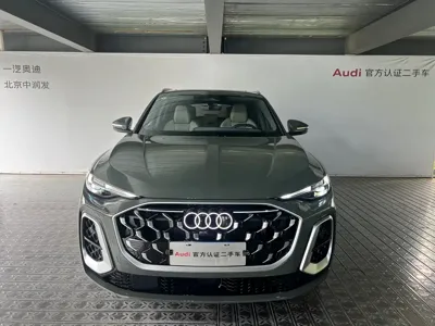 Audi Q5L 2026, 4000 км, за 45584.75 USD