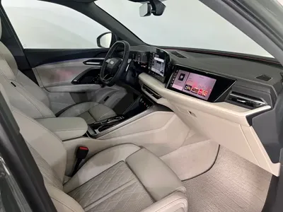 Audi Q5L 2026, 4000 км, за 45584.75 USD - фото 17