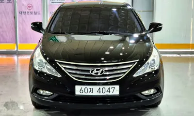 Hyundai Sonata 2012, 65090 км, за 3705.39 USD