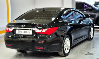 Hyundai Sonata 2012, 65090 км, за 3705.39 USD